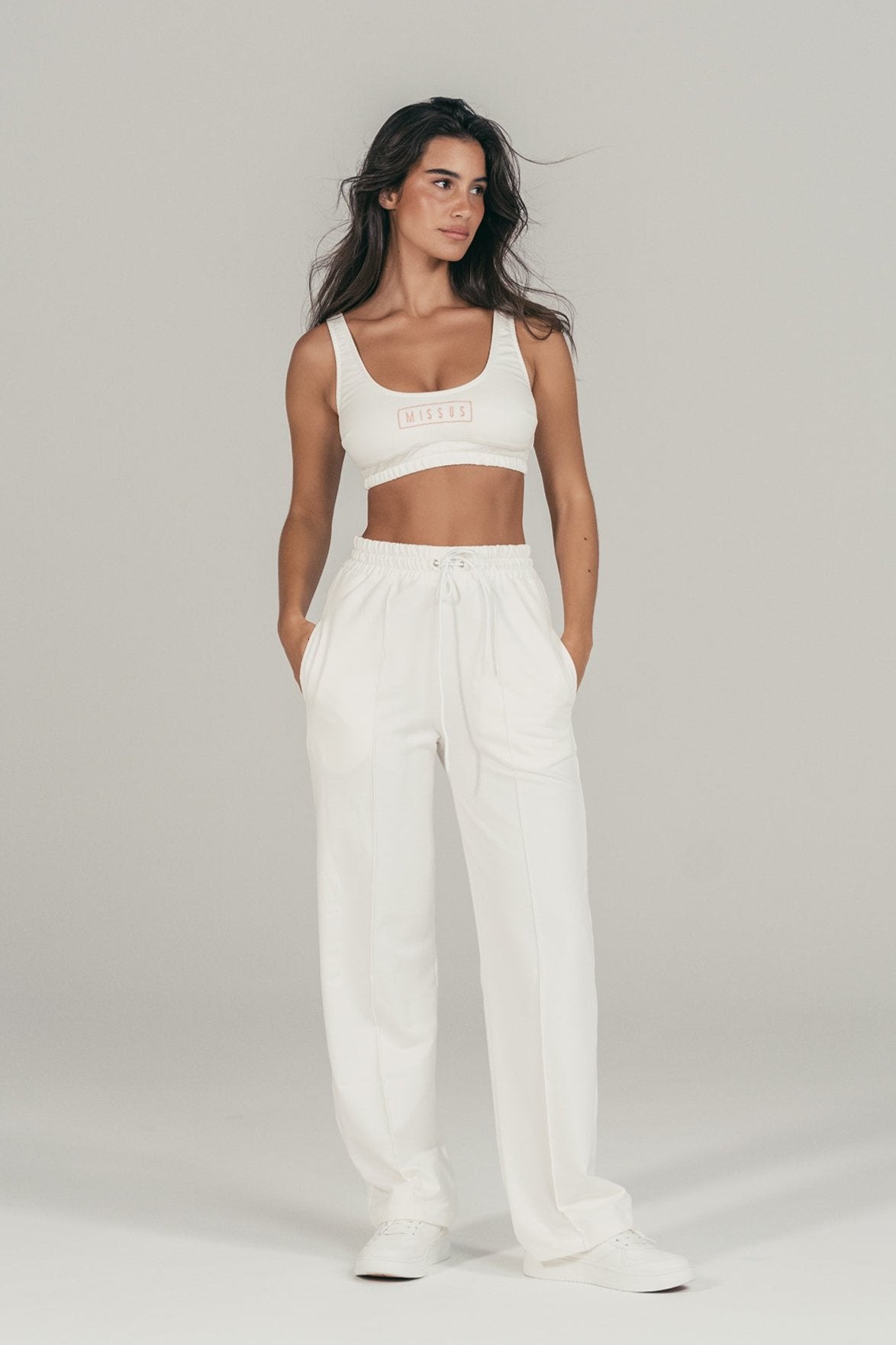 WHITE TRACKSUIT STRAIGHT SWEATPANTS