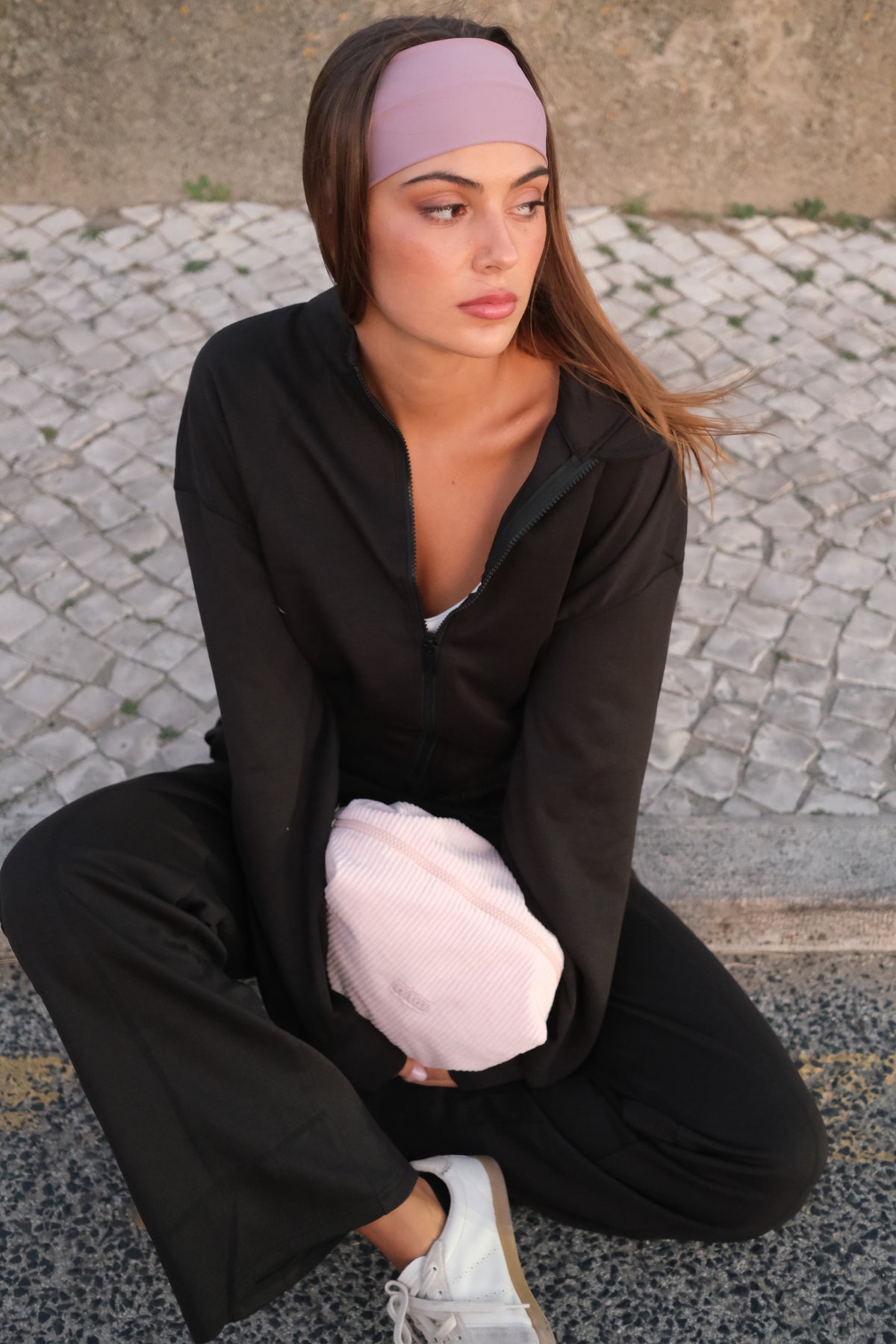 BLACK ZIP-UP TRACKSUIT SET