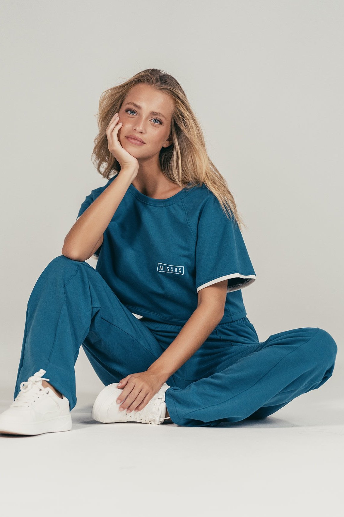 PANTALÓN DE CHÁNDAL RECTO AZUL