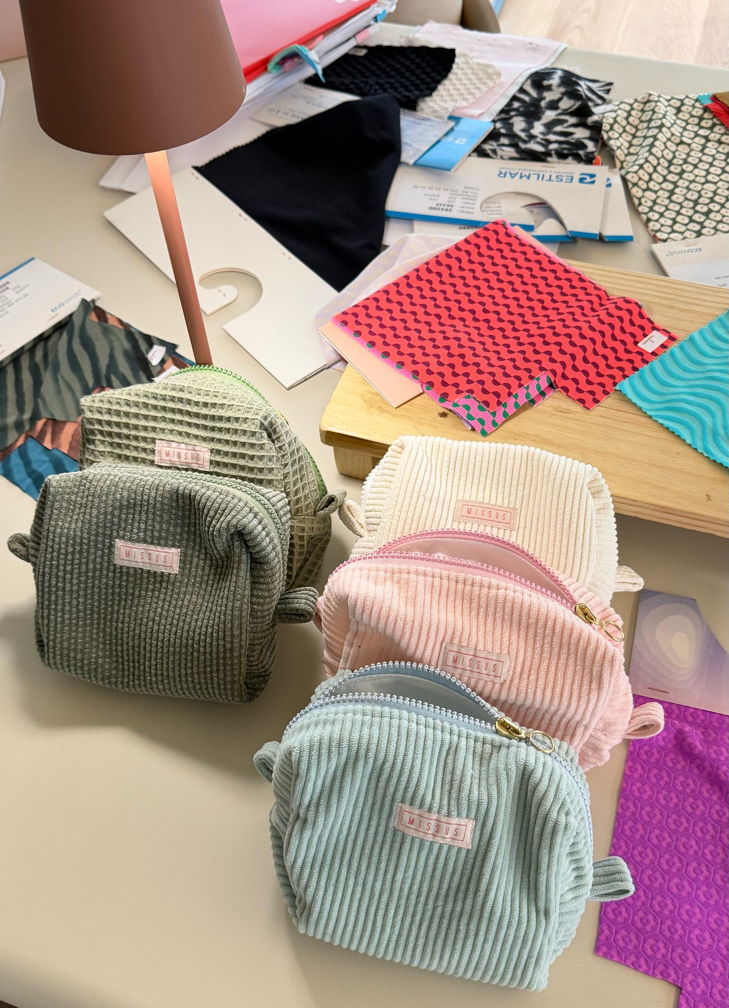 WAFFLE MINI POUCH S4